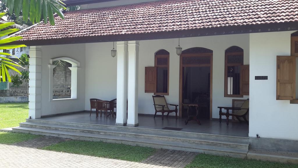 Villa Indrasiriya Ahangama Exterior foto